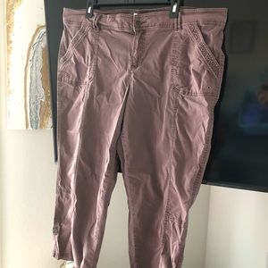 Maurice’s Capri Mauve size 20